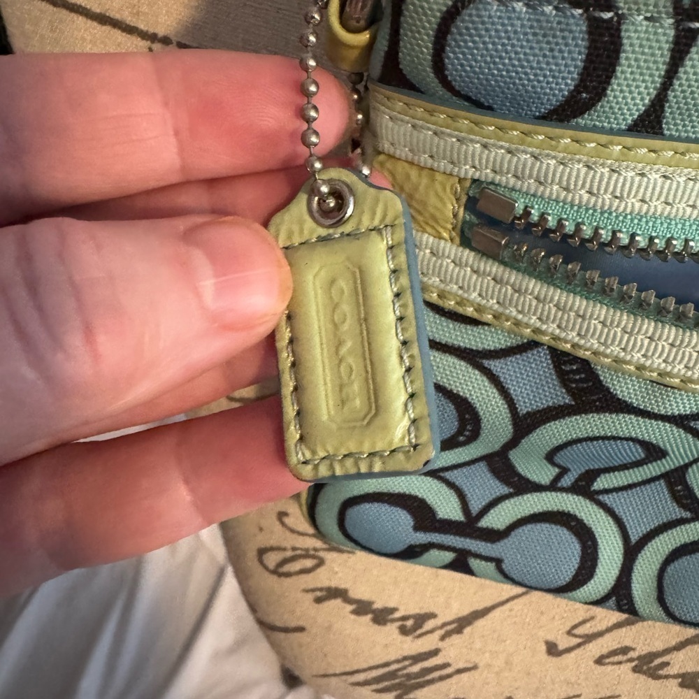 Vintage Coach Poppy Wristlet blue & teal - Picture 4 of 11